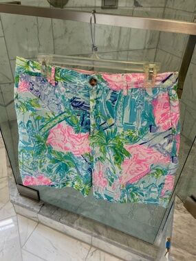 BRAND NEW without tags Lilly Pulitzer mens shorts size 32 island tropical theme